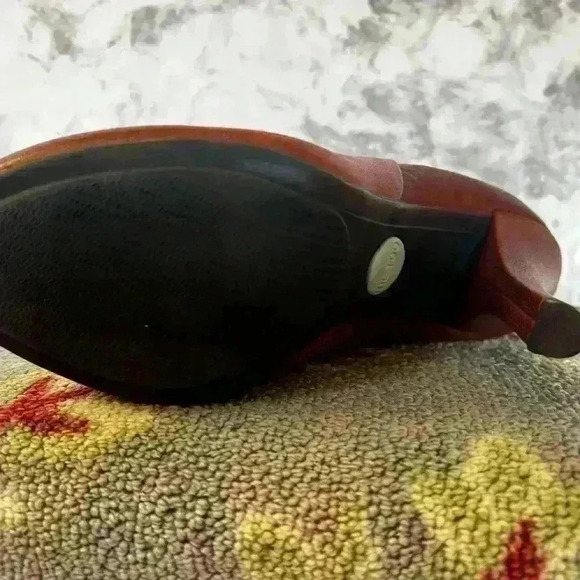 Me Too JuJu Ruffle Top Zip-Back Ankle Booties size 7 1/2 - Picture 8 of 16